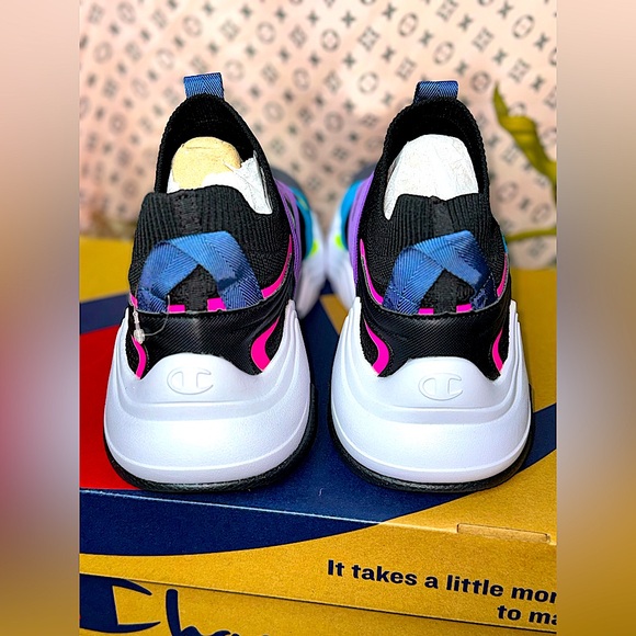 NIB Champion Men’s Hyper Cross Lo Sneakers - Picture 6 of 7